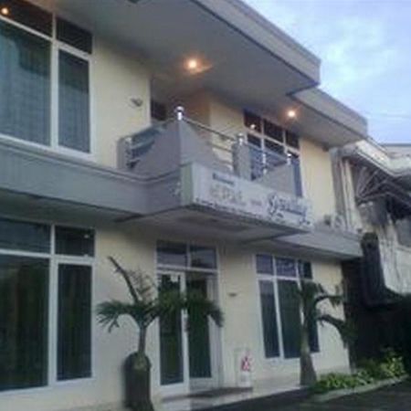 Hotel Gemilang Bandung Dış mekan fotoğraf